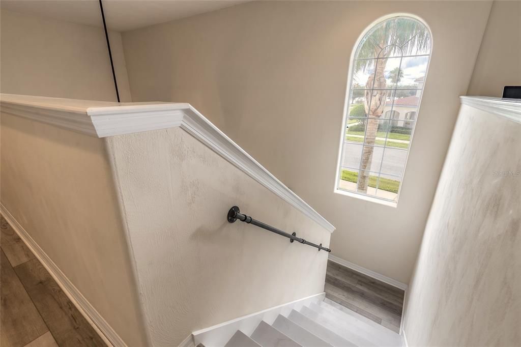 На продажу: $334,999 (2 спален, 2 ванн, 1837 Квадратных фут)