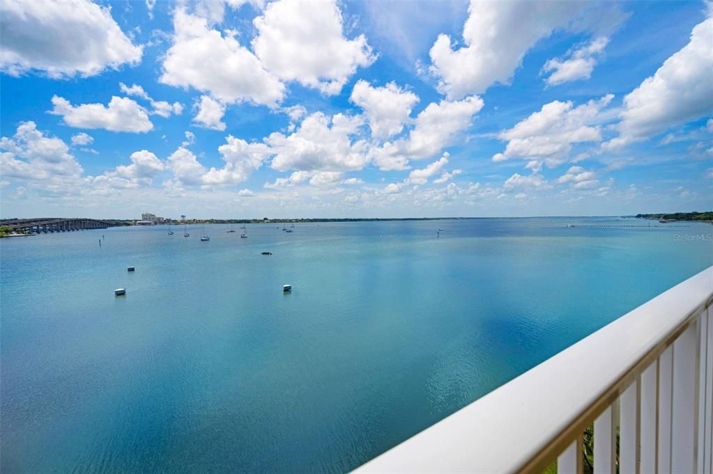 En Venta: $459,900 (3 camas, 2 baños, 2048 Pies cuadrados)