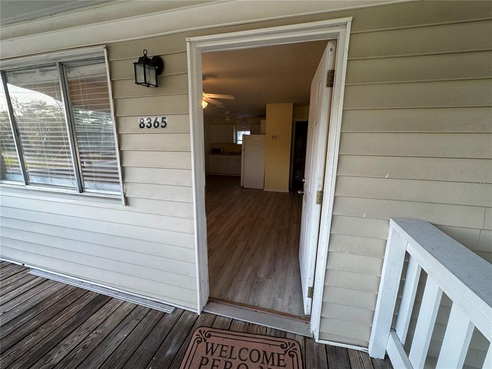 合同活跃: $150,000 (2 贝兹, 1 浴室, 672 平方英尺)