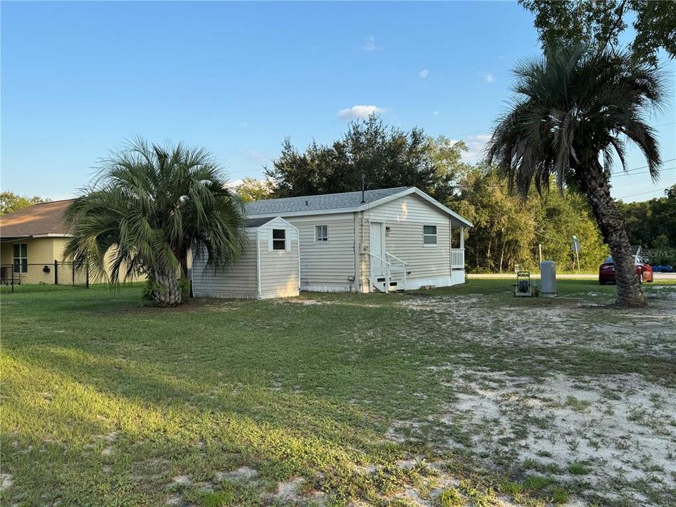 合同活跃: $150,000 (2 贝兹, 1 浴室, 672 平方英尺)