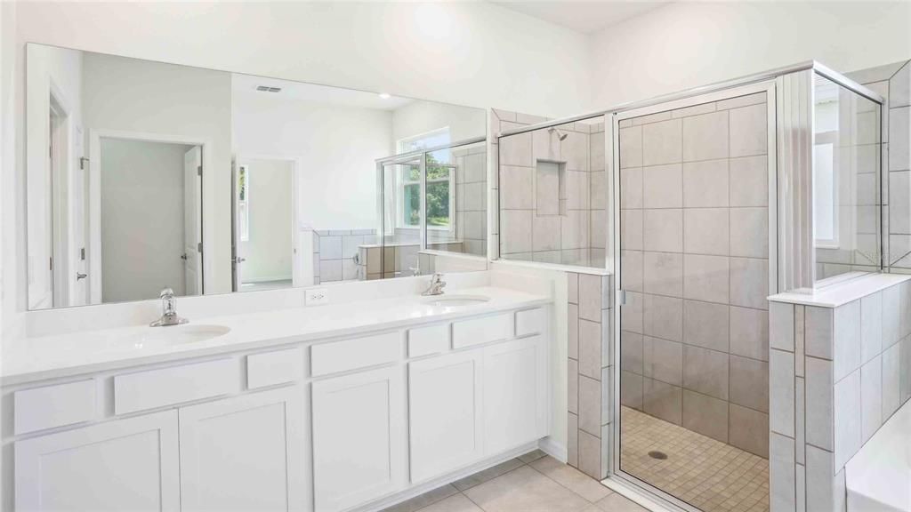 For Sale: $477,990 (4 beds, 3 baths, 2768 Square Feet)