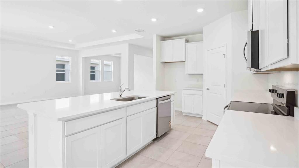 For Sale: $477,990 (4 beds, 3 baths, 2768 Square Feet)