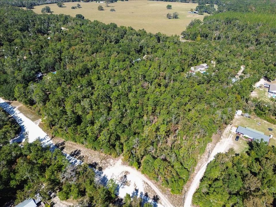 待售: $40,000 (0.92 acres)