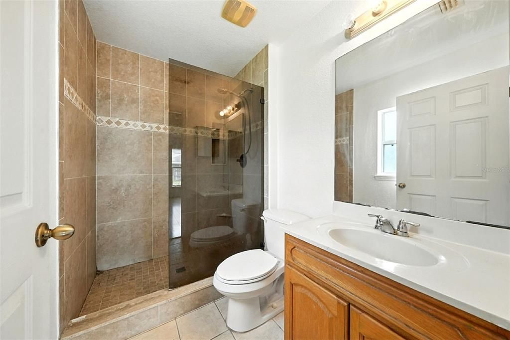 For Sale: $257,900 (4 beds, 2 baths, 1476 Square Feet)