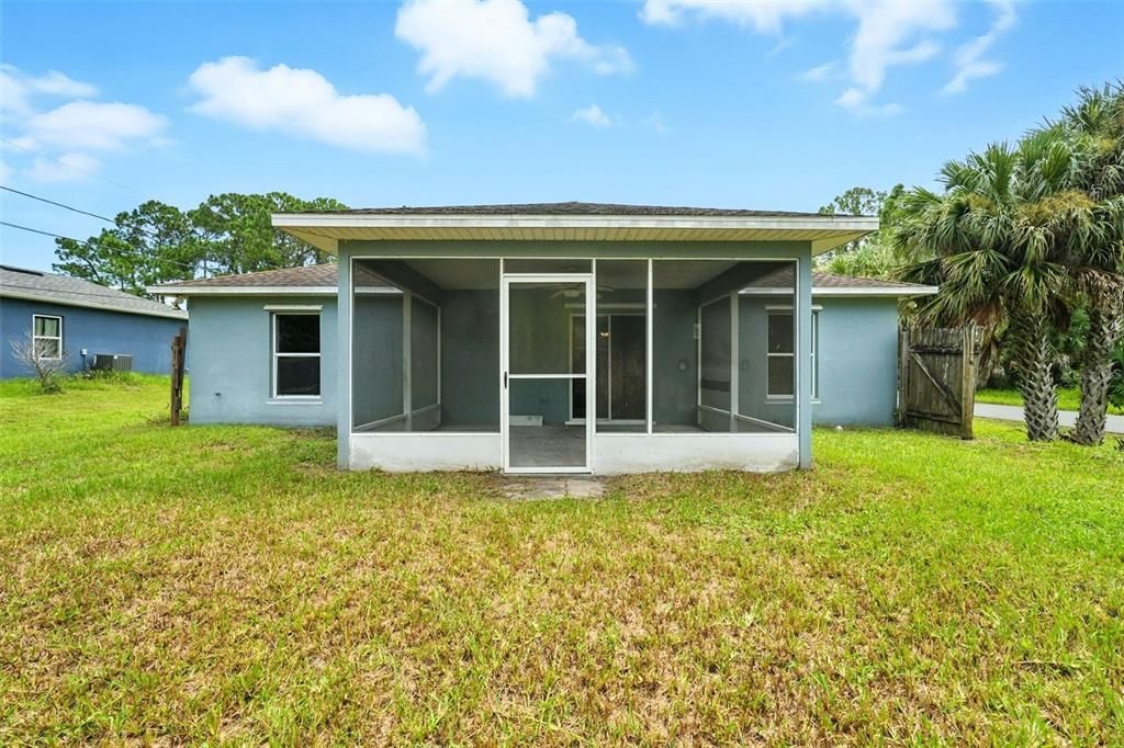 For Sale: $257,900 (4 beds, 2 baths, 1476 Square Feet)