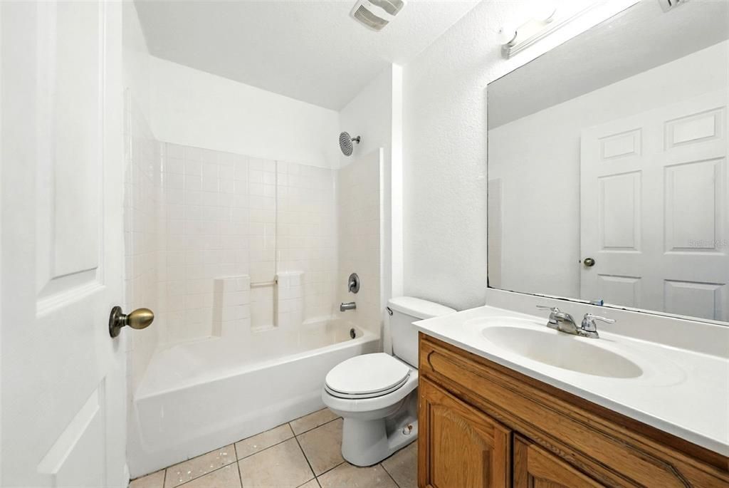 For Sale: $257,900 (4 beds, 2 baths, 1476 Square Feet)