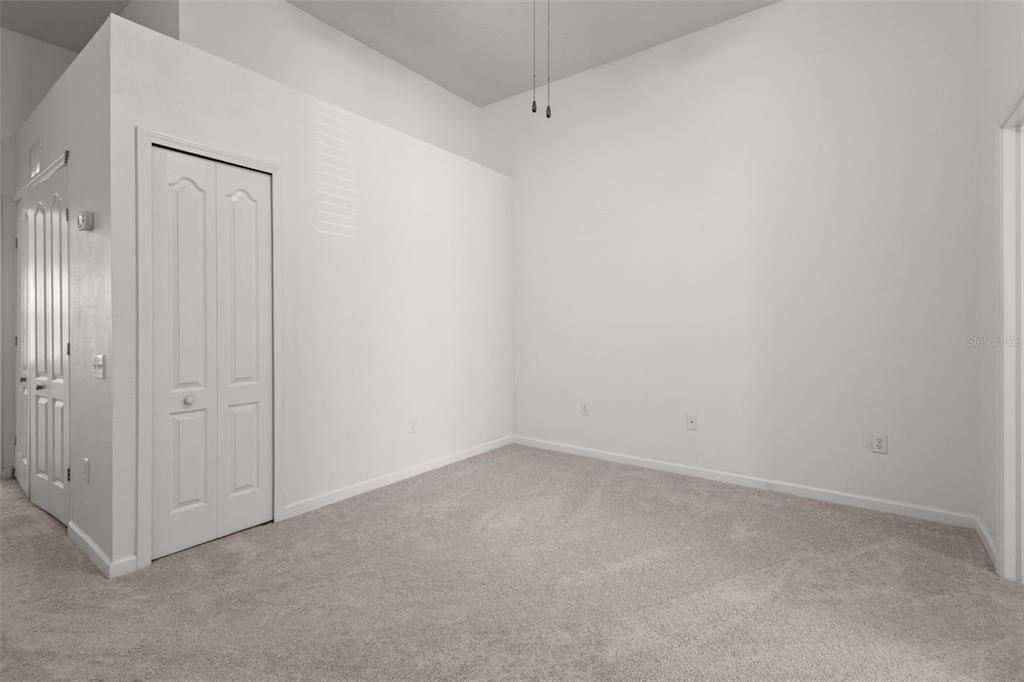 For Sale: $259,900 (2 beds, 2 baths, 1574 Square Feet)