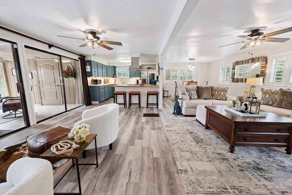 待售: $585,000 (3 贝兹, 2 浴室, 2297 平方英尺)