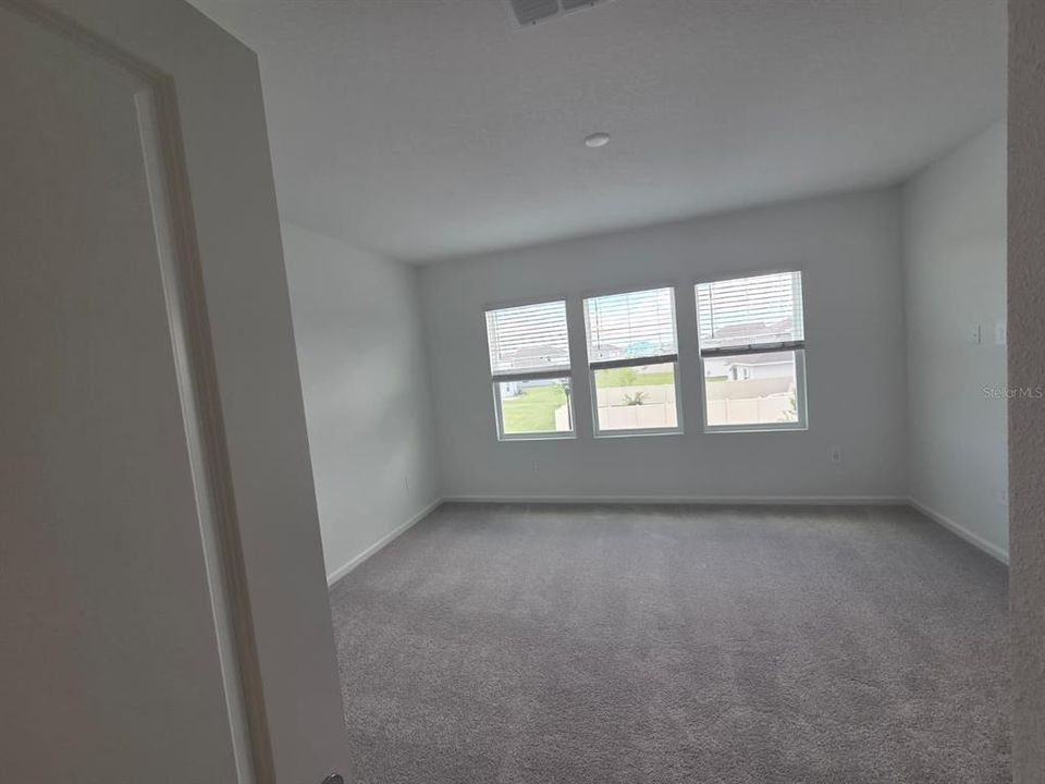 В аренду: $2,500 (3 спален, 2 ванн, 1647 Квадратных фут)