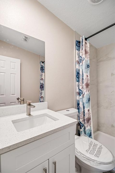 For Sale: $299,000 (3 beds, 2 baths, 1512 Square Feet)