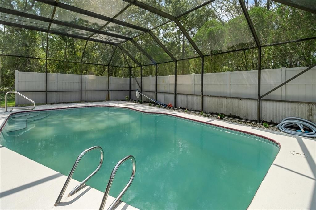 For Sale: $299,000 (3 beds, 2 baths, 1512 Square Feet)