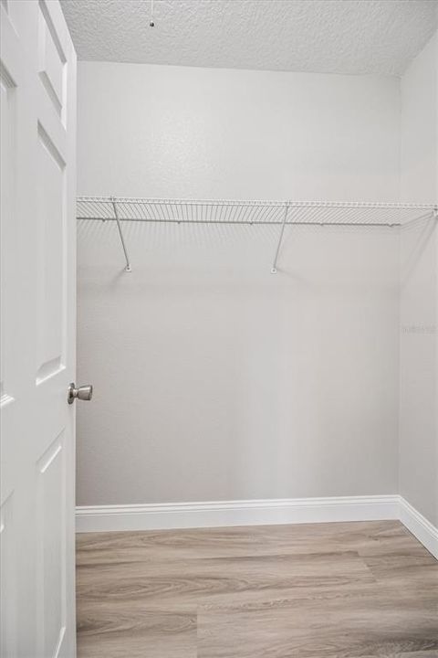 For Sale: $299,000 (3 beds, 2 baths, 1512 Square Feet)