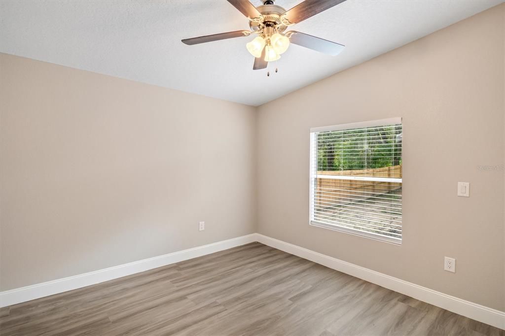 For Sale: $299,000 (3 beds, 2 baths, 1512 Square Feet)