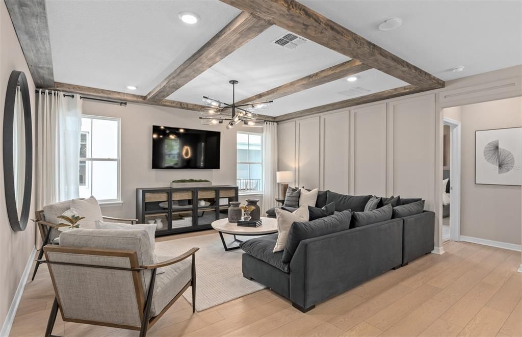 合同活跃: $385,790 (4 贝兹, 2 浴室, 1715 平方英尺)