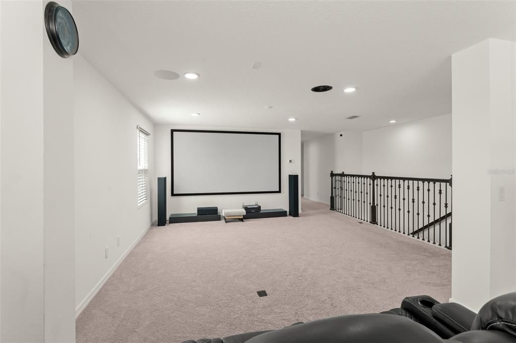 合同活跃: $579,000 (5 贝兹, 3 浴室, 3198 平方英尺)