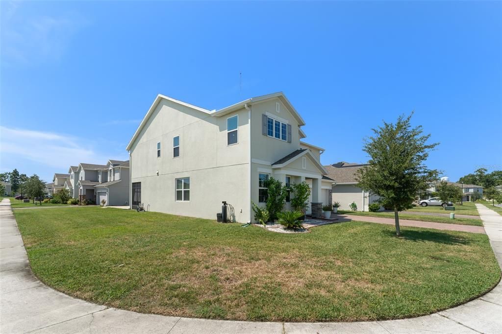 合同活跃: $579,000 (5 贝兹, 3 浴室, 3198 平方英尺)