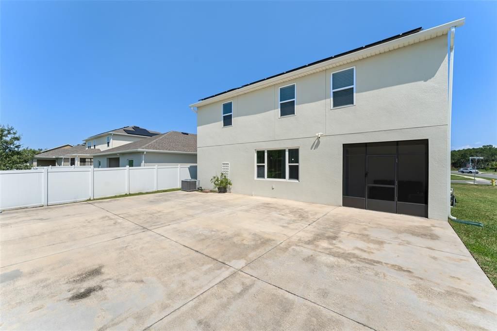 合同活跃: $579,000 (5 贝兹, 3 浴室, 3198 平方英尺)