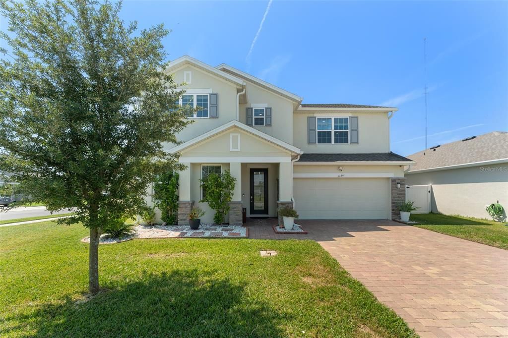 合同活跃: $579,000 (5 贝兹, 3 浴室, 3198 平方英尺)