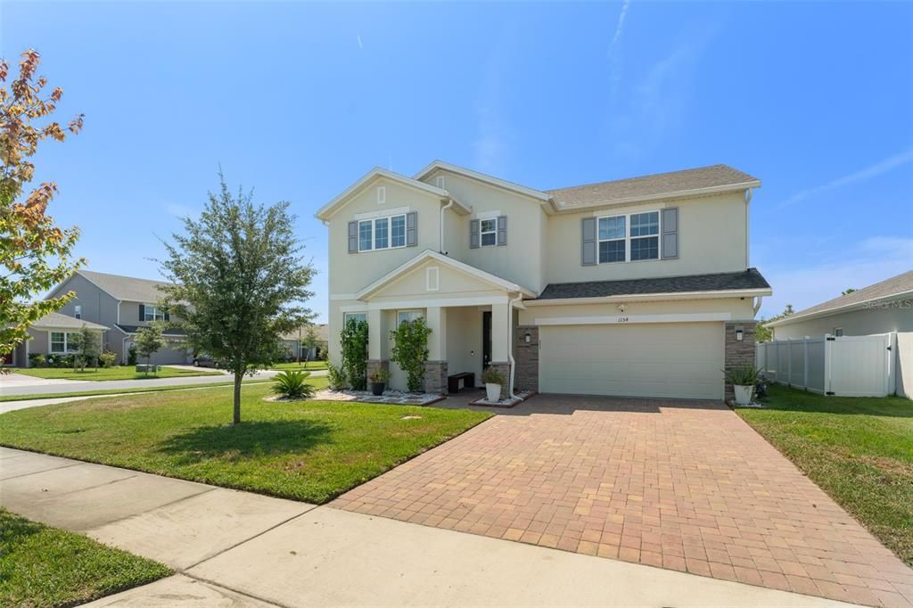 合同活跃: $579,000 (5 贝兹, 3 浴室, 3198 平方英尺)