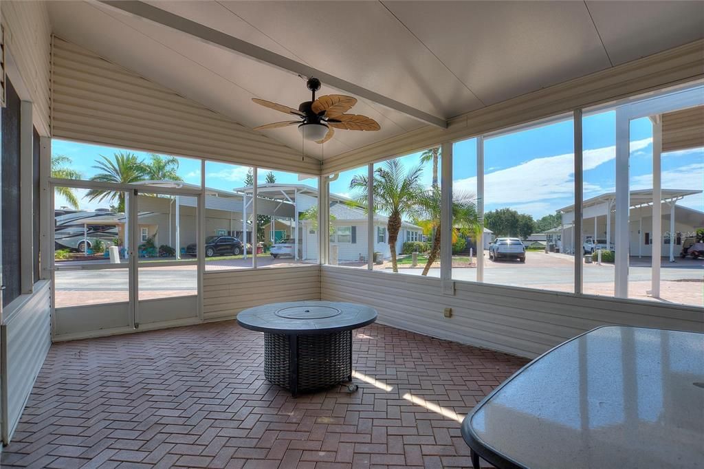 En Venta: $233,000 (1 camas, 1 baños, 364 Pies cuadrados)