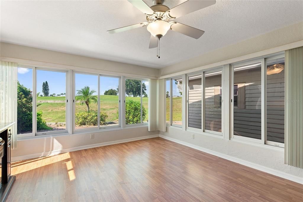 En Venta: $233,000 (1 camas, 1 baños, 364 Pies cuadrados)