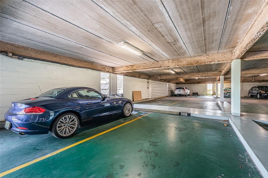 待售: $380,000 (2 贝兹, 2 浴室, 1290 平方英尺)