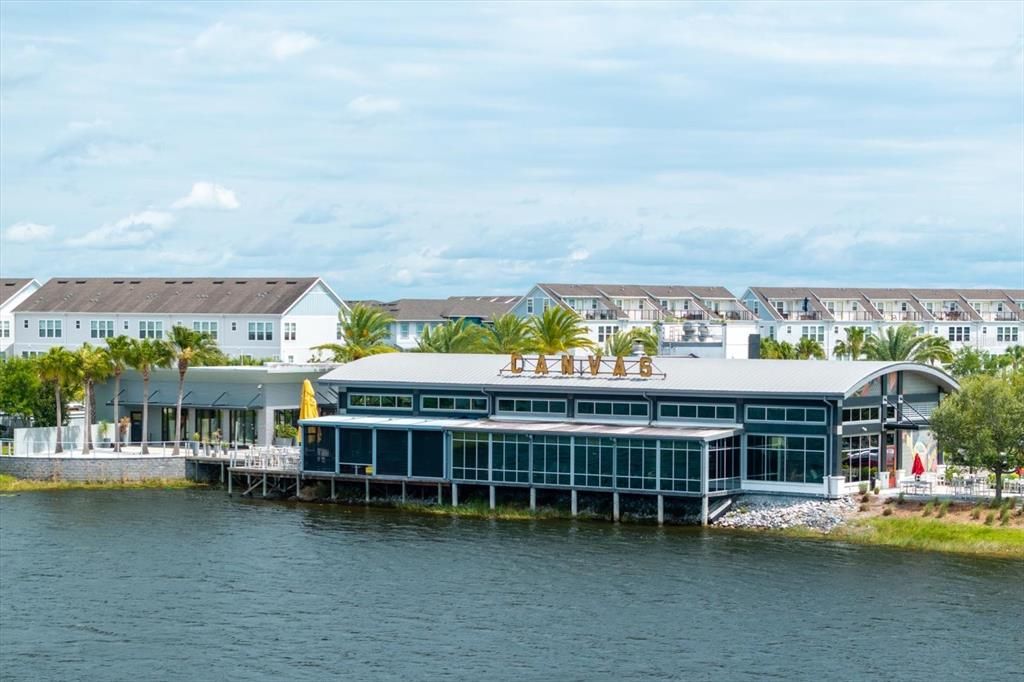 Active With Contract: $797,556 (4 beds, 3 baths, 2631 Square Feet)