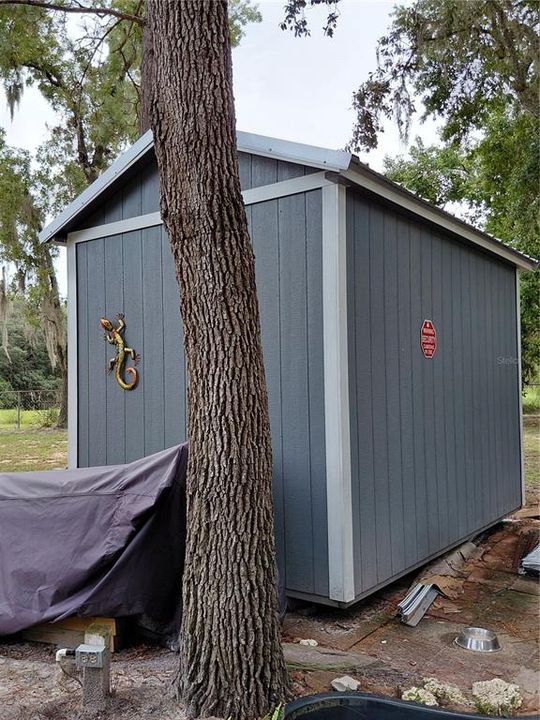 For Sale: $195,000 (3 beds, 2 baths, 1180 Square Feet)