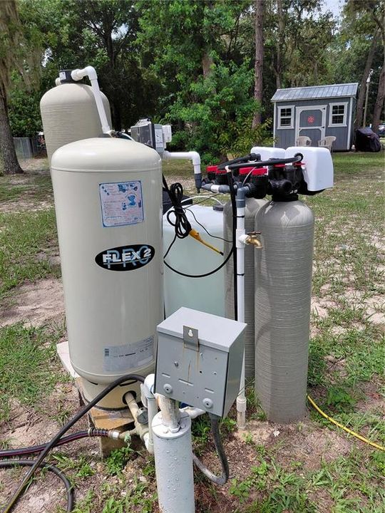 For Sale: $195,000 (3 beds, 2 baths, 1180 Square Feet)