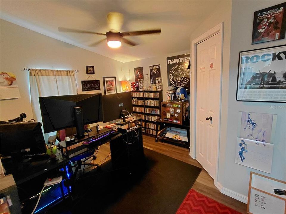 For Sale: $195,000 (3 beds, 2 baths, 1180 Square Feet)