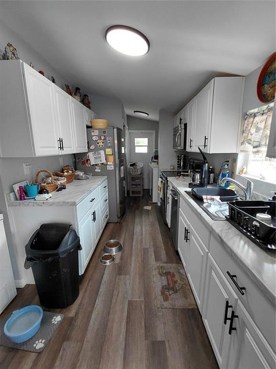 For Sale: $195,000 (3 beds, 2 baths, 1180 Square Feet)