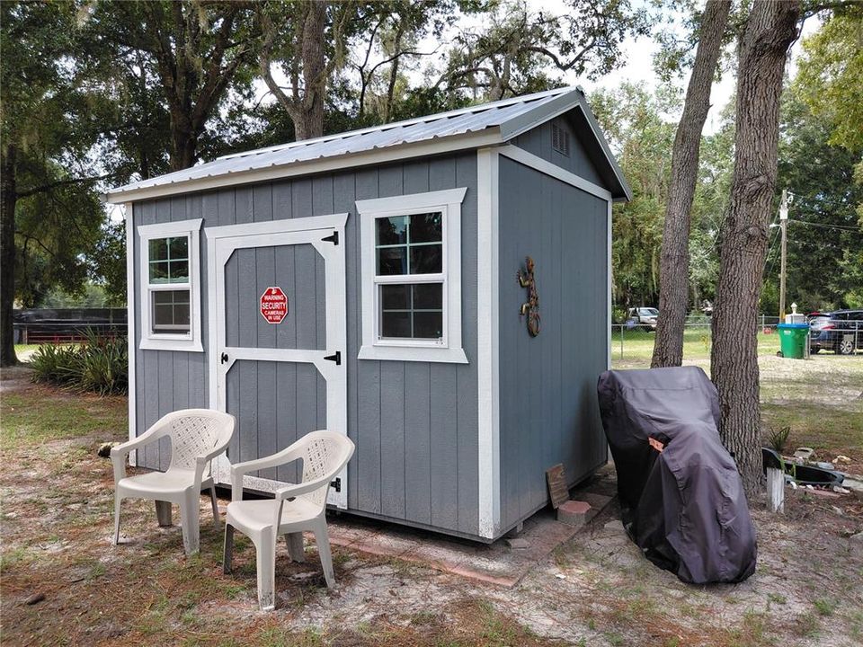 For Sale: $195,000 (3 beds, 2 baths, 1180 Square Feet)