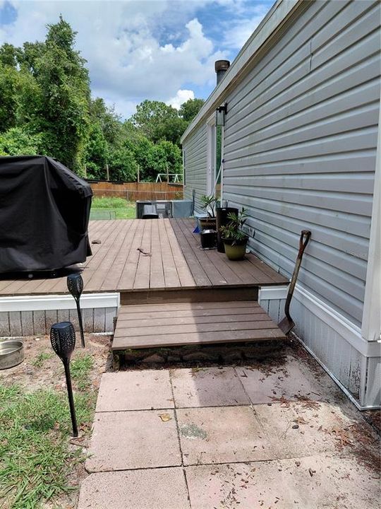 For Sale: $195,000 (3 beds, 2 baths, 1180 Square Feet)