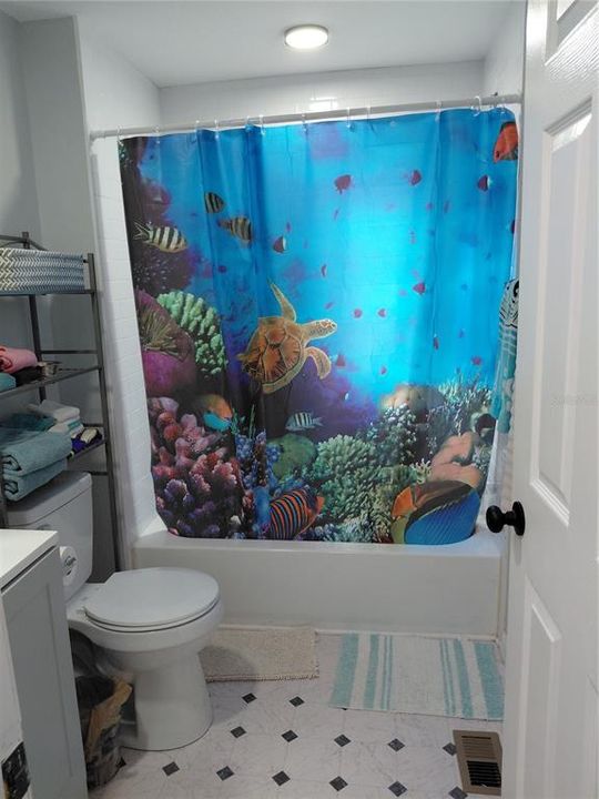 For Sale: $195,000 (3 beds, 2 baths, 1180 Square Feet)