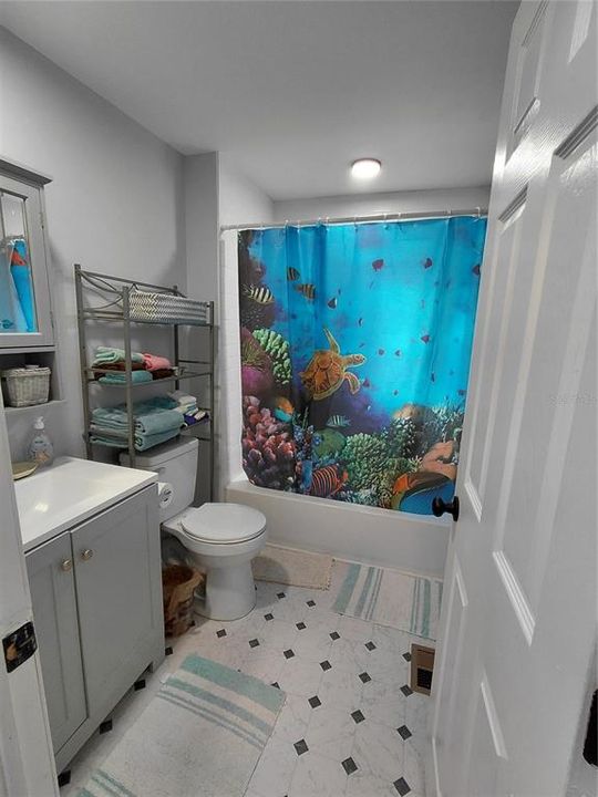 For Sale: $195,000 (3 beds, 2 baths, 1180 Square Feet)