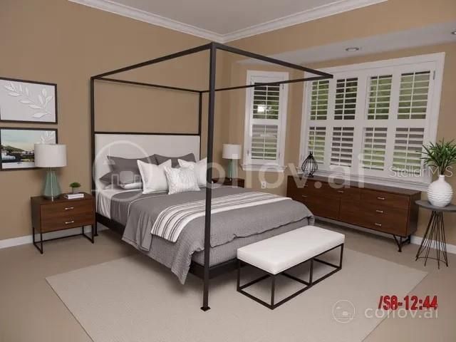 合同活跃: $395,000 (3 贝兹, 2 浴室, 1947 平方英尺)