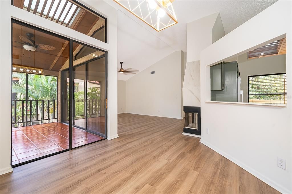 Active With Contract: $2,500 (3 beds, 2 baths, 1460 Square Feet)