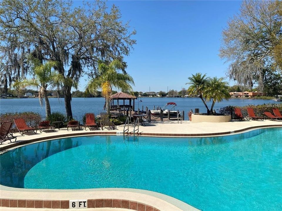 Active With Contract: $2,500 (3 beds, 2 baths, 1460 Square Feet)