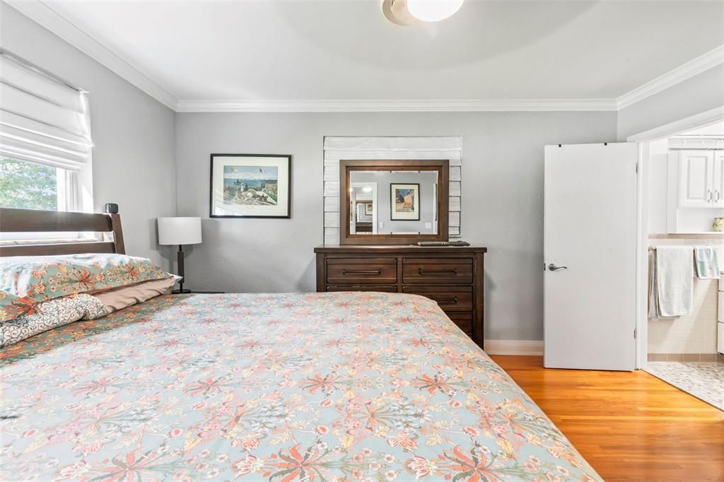 En Venta: $589,000 (3 camas, 2 baños, 1972 Pies cuadrados)