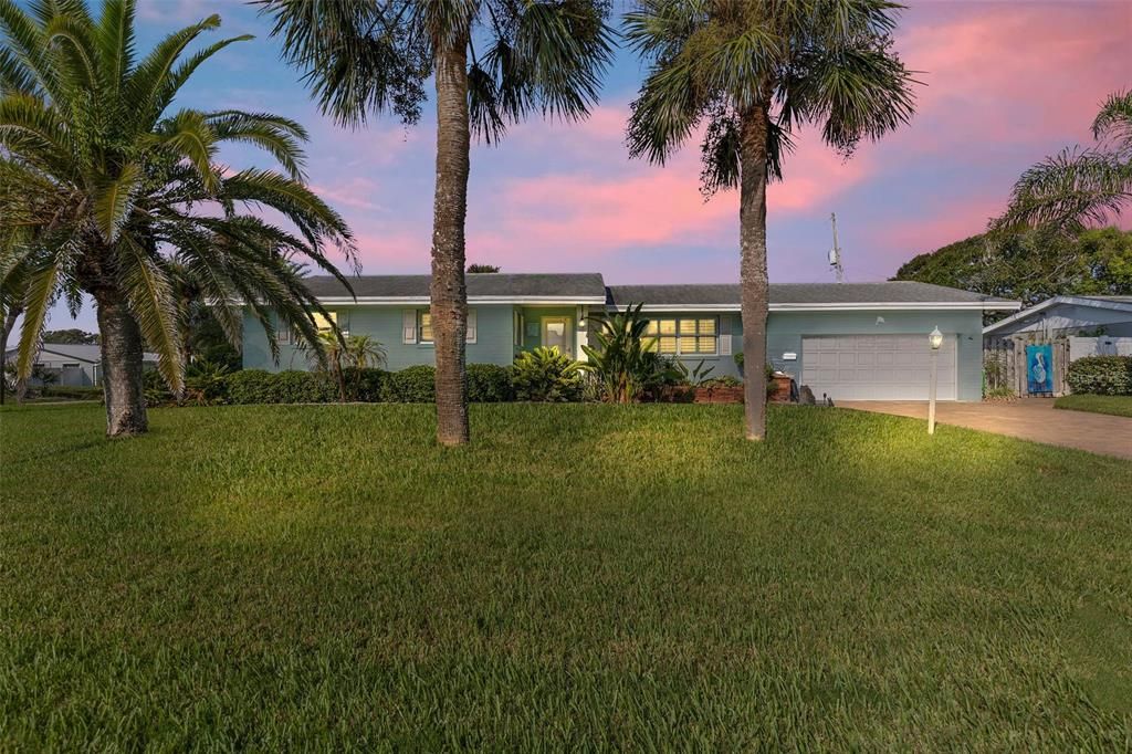 En Venta: $589,000 (3 camas, 2 baños, 1972 Pies cuadrados)