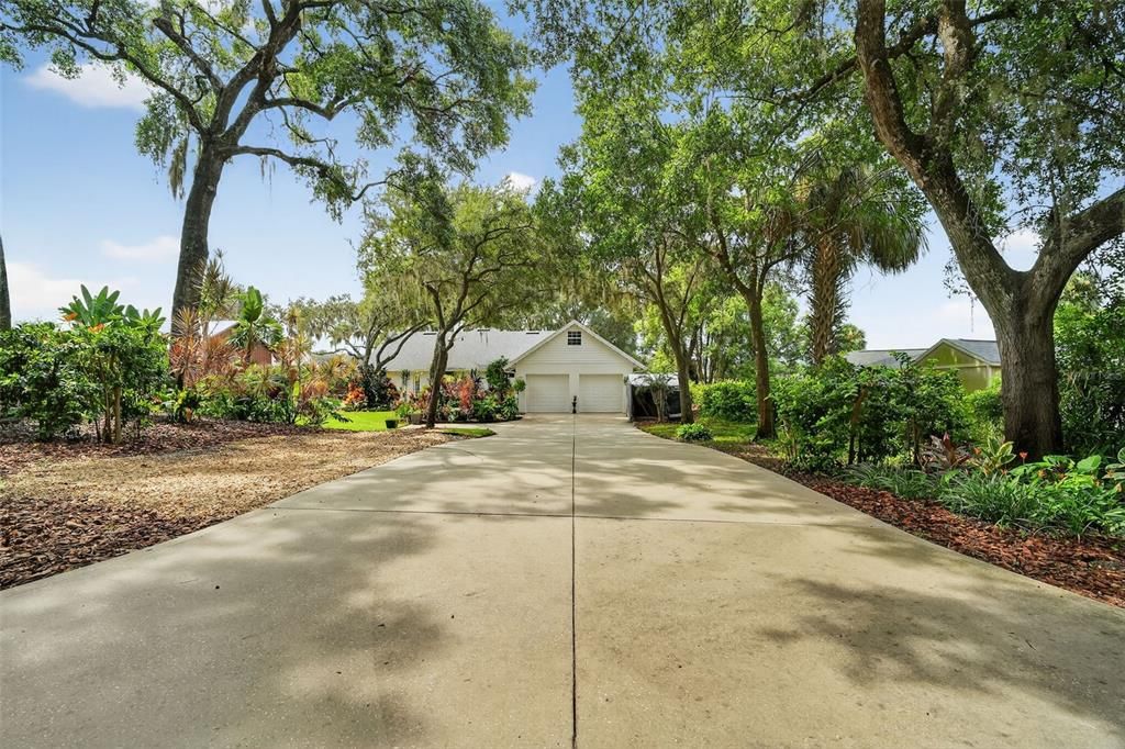 Active With Contract: $1,325,000 (4 beds, 3 baths, 3364 Square Feet)