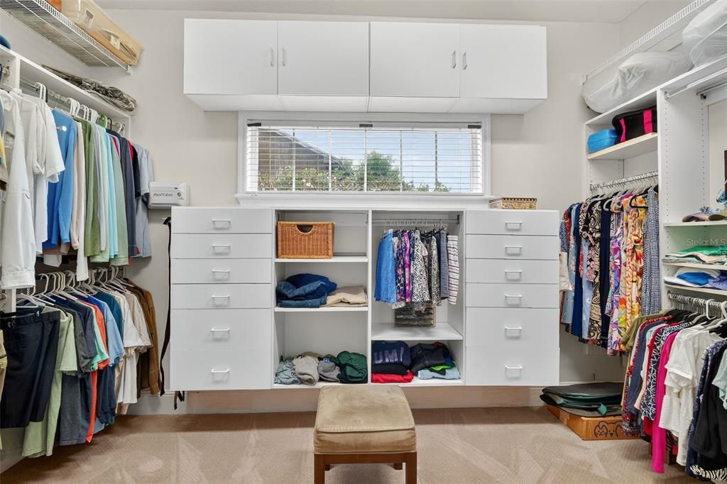 Active With Contract: $1,325,000 (4 beds, 3 baths, 3364 Square Feet)