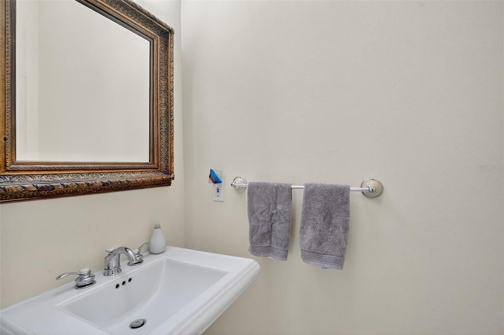 Active With Contract: $1,325,000 (4 beds, 3 baths, 3364 Square Feet)