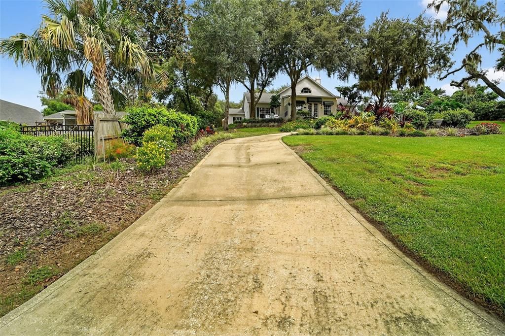 Active With Contract: $1,325,000 (4 beds, 3 baths, 3364 Square Feet)