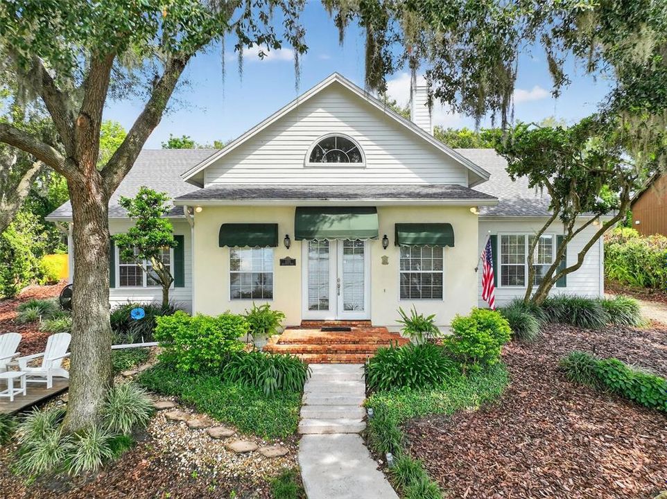 Active With Contract: $1,325,000 (4 beds, 3 baths, 3364 Square Feet)