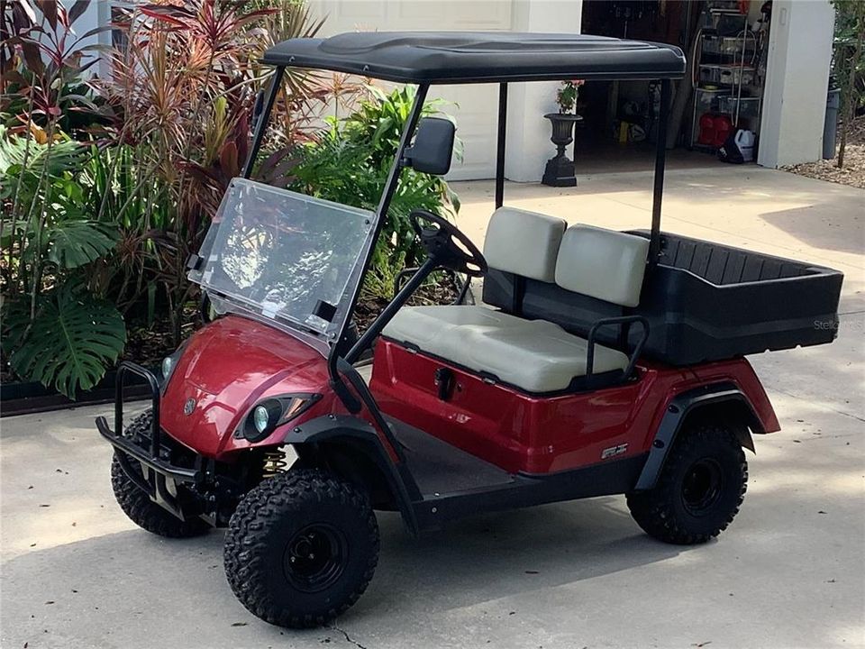 Active With Contract: $1,325,000 (4 beds, 3 baths, 3364 Square Feet)