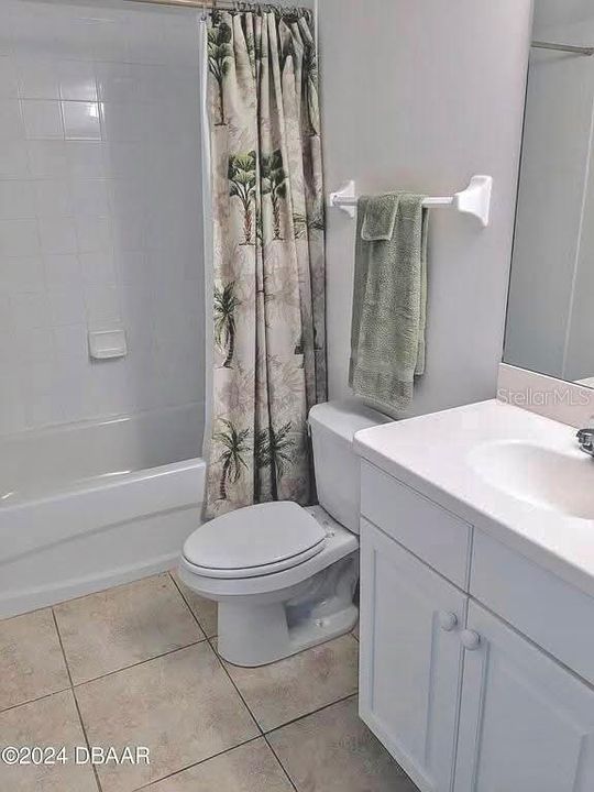 En Venta: $599,900 (3 camas, 3 baños, 2072 Pies cuadrados)