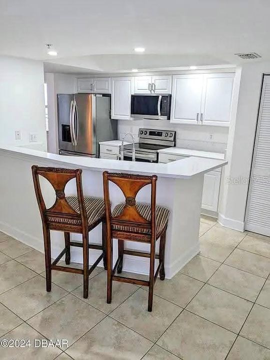 En Venta: $599,900 (3 camas, 3 baños, 2072 Pies cuadrados)