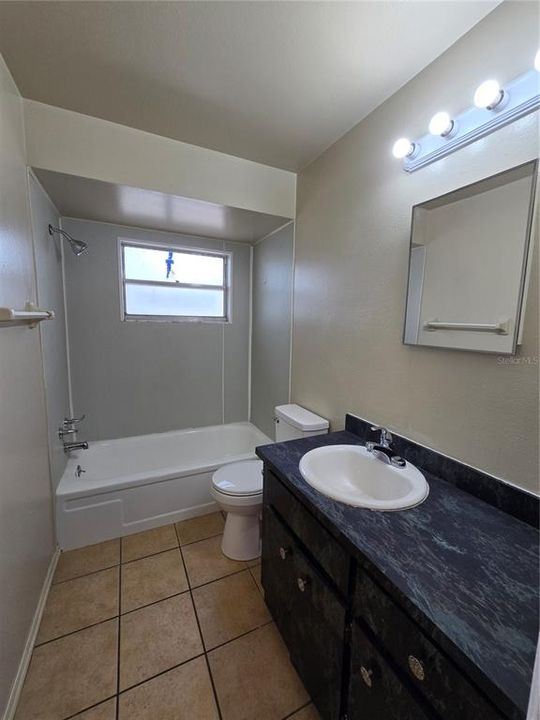 En Renta: $1,150 (2 camas, 1 baños, 800 Pies cuadrados)