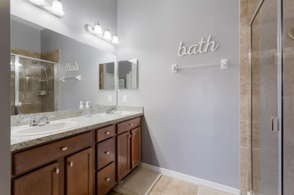 待售: $339,900 (3 贝兹, 2 浴室, 1420 平方英尺)